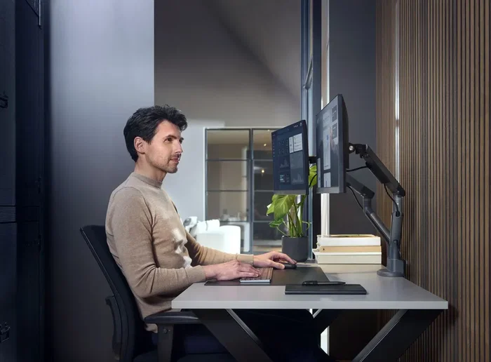 One For All DM 7210 Soporte Doble para Monitor Negro