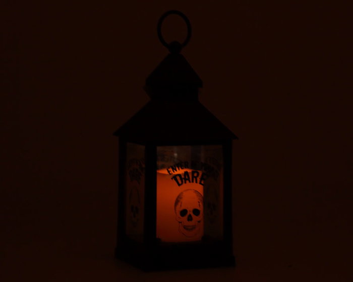 Farol Decorativo 27x10 cm Negro Con Calavera y Luz Led Para Halloween