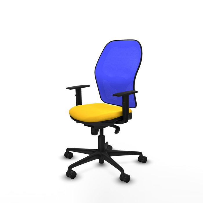 Silla de oficina Jorquera con mecanismo Sincro tapizada con Similpiel color Amarillo y malla color Azul. Equipada con lumbar 1D, Brazos 1D y Ruedas 65mm nailon
