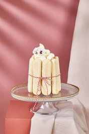 Hermia Paris 21 Plato para Servir Pasteles de Vidrio Transparente con Soporte de 21 cm