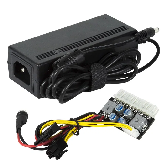 Unykach UK 1003 Mini Tower Negra con Fuente de 120 W Unykach UK 1003 Mini Tower Negra con Fuente de 120 W