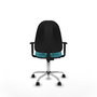 Silla de oficina Algarra con mecanismo Contacto permanente básico tapizada con Tela color Turquesa. Equipada con Base cromada, Brazos 1D y Ruedas de nailon 50 mm