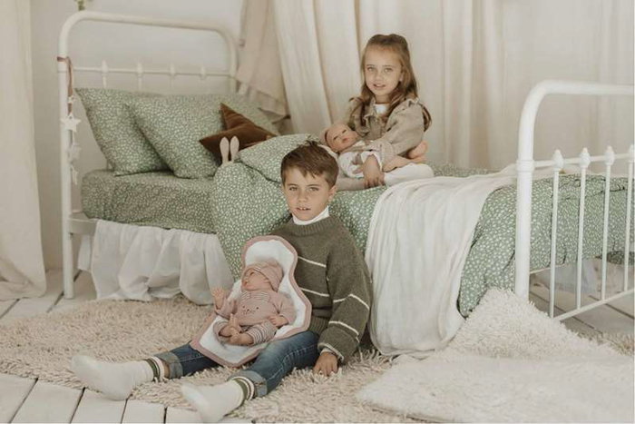 Muñecas Arias Muñeca Elegance Andie con Mantita 40 cm Cuerpo Blando Muñecas Arias Muñeca Elegance Andie con Mantita 40 cm Cuerpo Blando