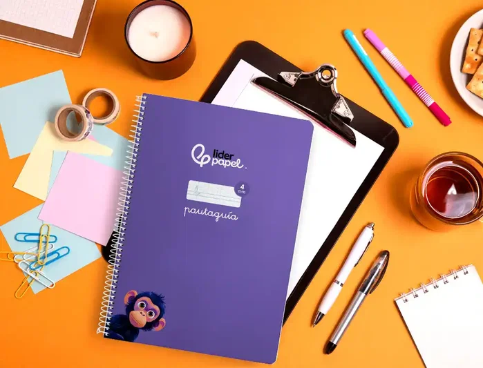 Liderpapel Cuaderno espiral Pautaguía A4 80 hojas cuadro 4mm lila Liderpapel Cuaderno espiral Pautaguía A4 80 hojas cuadro 4mm lila