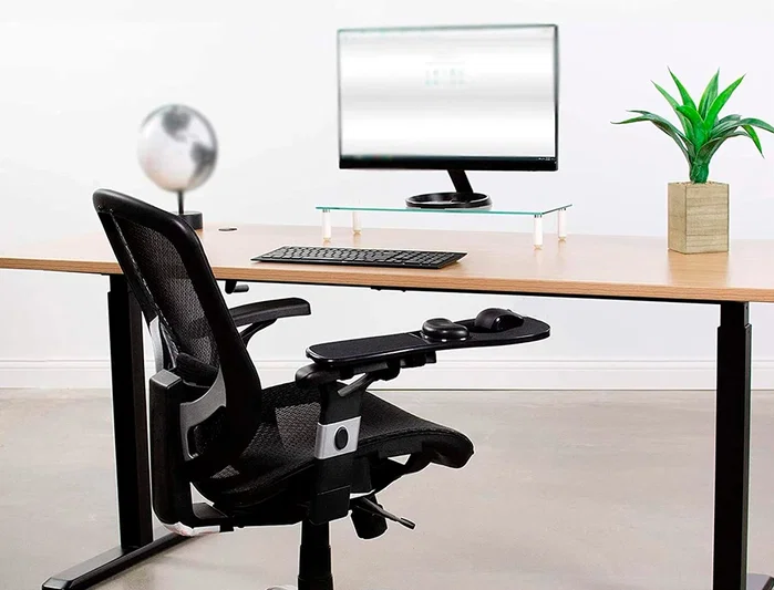 Q-connect Reposabrazos Ergonómico con Alfombrilla de Ratón y Apoyo de Muñeca Color Negro 220x140x480 mm