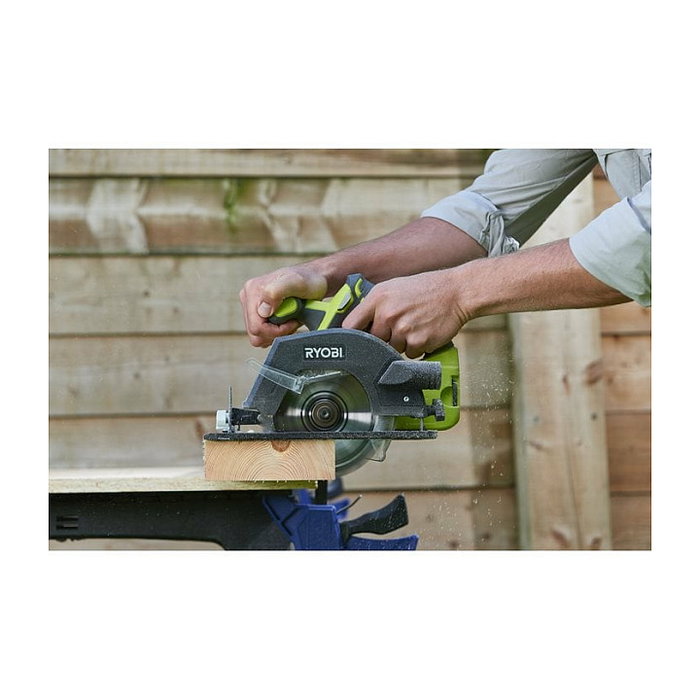 Ryobi R18CSP-0 Sierra Circular a Batería, 18V, Profundidad de Corte 4,5cm (90°) / 3,2cm (45°), Apta para Madera, 4700 RPM