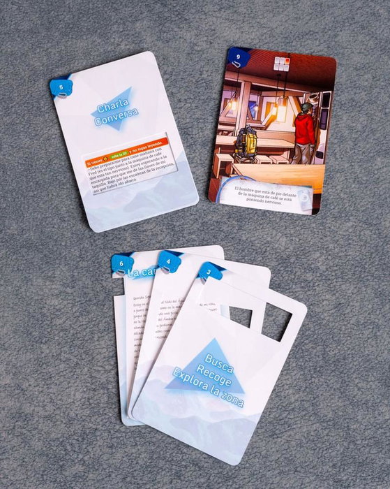 Tranjis games sl Juego Mesa Back Stories Sola bajo el Hielo, Juego Narrativo Cooperativo con Cartas para 1-6 Jugadores Tranjis games sl Juego Mesa Back Stories Sola bajo el Hielo, Juego Narrativo Cooperativo con Cartas para 1-6 Jugadores