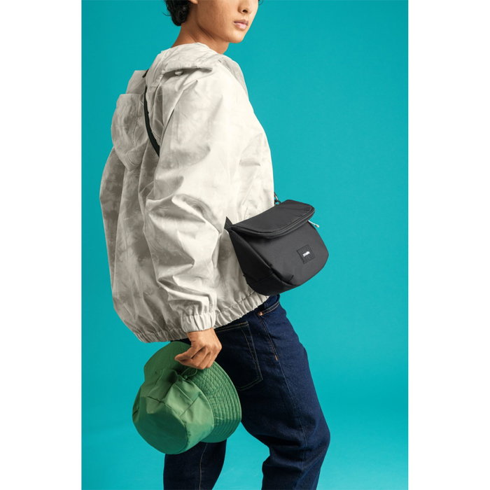 Pacsafe GO Saddle Crossbody Black