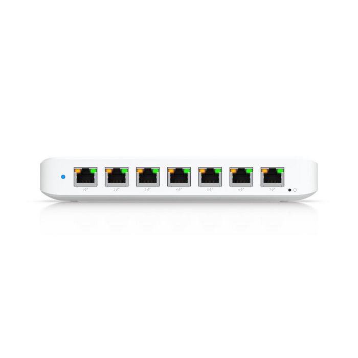 Ubiquiti Switch PoE de 8 Puertos GbE Capacidad de Switching 16 Gbps Potencia 210W Montaje Versátil