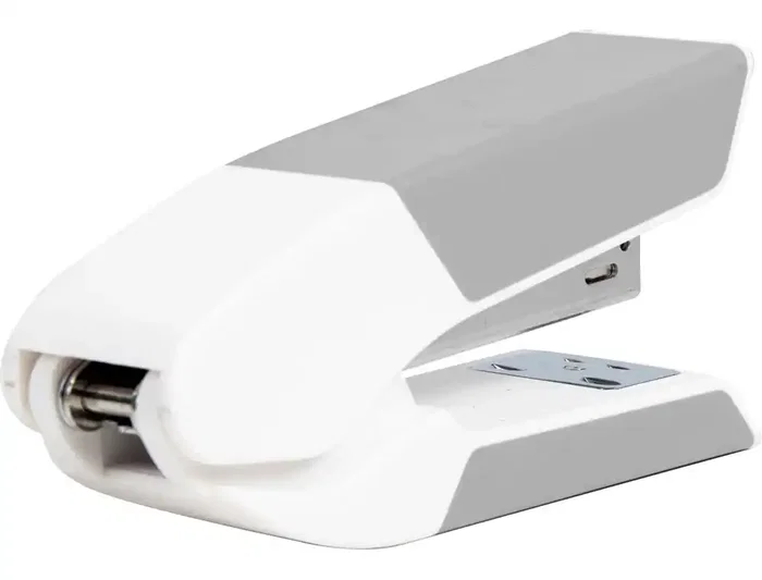 Liderpapel Grapadora Sobremesa con Extraegrapas y 1000 Grapas 26/6, Capacidad 20h, Color Gris