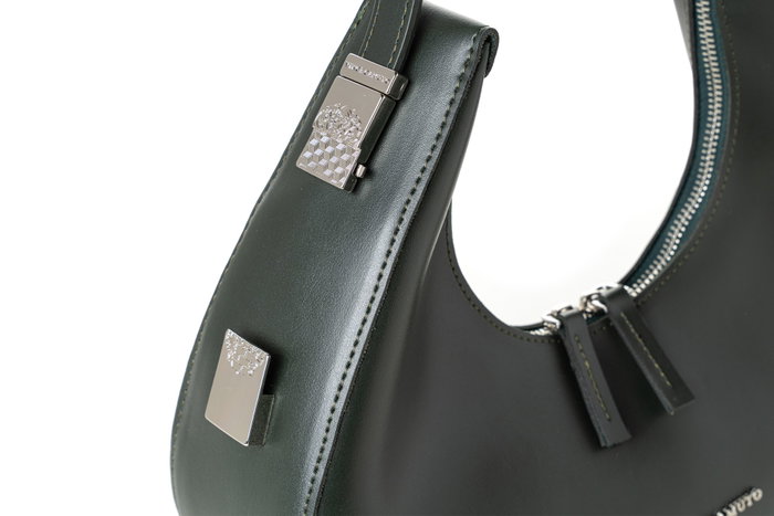 Vince Camuto Bolso Riviera - Verde Oscuro en Piel de Polivinilo con Correa Larga