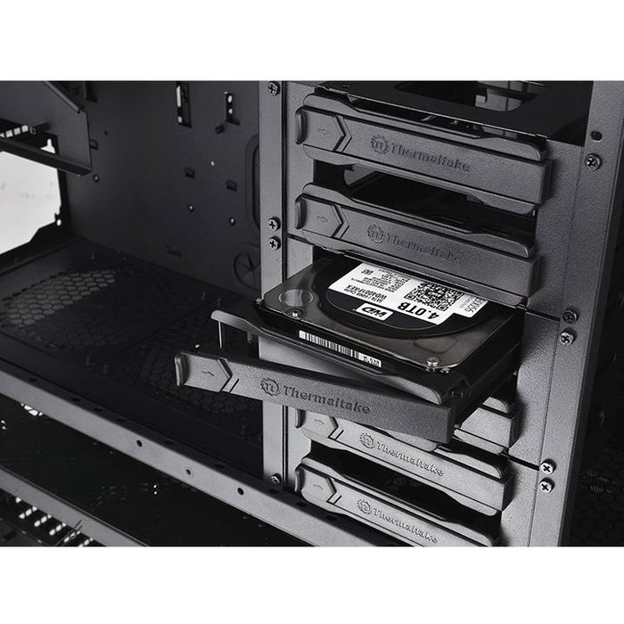 Thermaltake View 91 RGB Riing Tempered Glass Full Torre Negra Sin Fuente 4x USB 3.0 USB-C 4x 140mm Vidrio Templado Thermaltake View 91 RGB Riing Tempered Glass Full Torre Negra Sin Fuente 4x USB 3.0 USB-C 4x 140mm Vidrio Templado