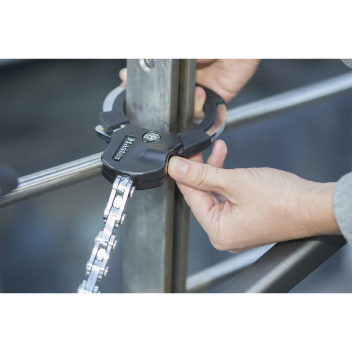 Master Lock Street Cuff con llave Long 8290EURDPRO en Negro / Plata