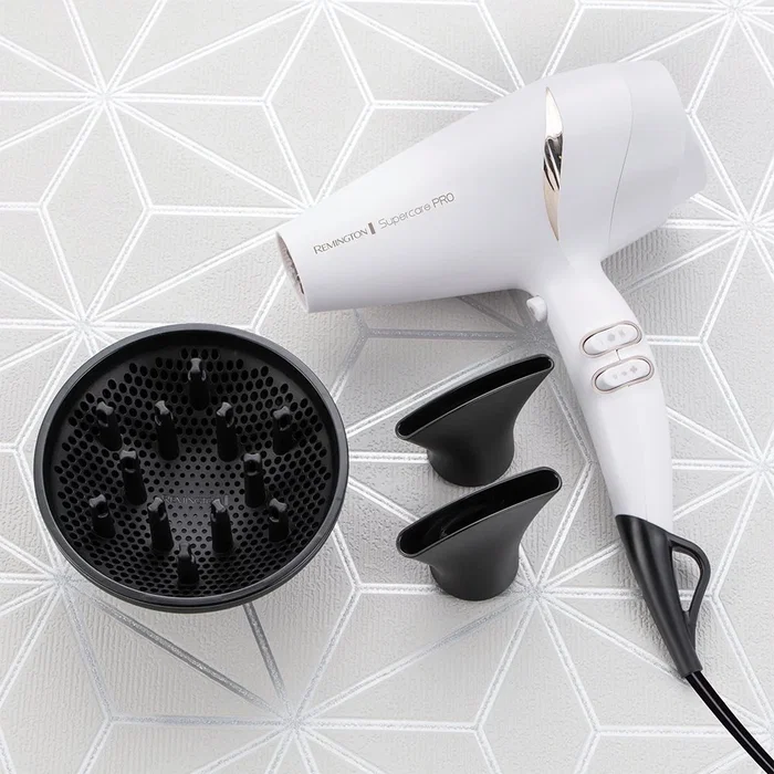 Remington SuperCare Pro 2200 AC7200W Blanco