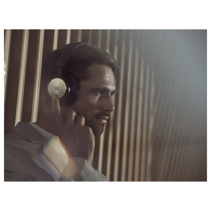 Bang & Olufsen Beoplay Portal Auriculares Gaming Inalámbricos y Alámbricos con Dolby Atmos, Bluetooth 5.1, Cancelación de Ruido, para Xbox, Color Negro