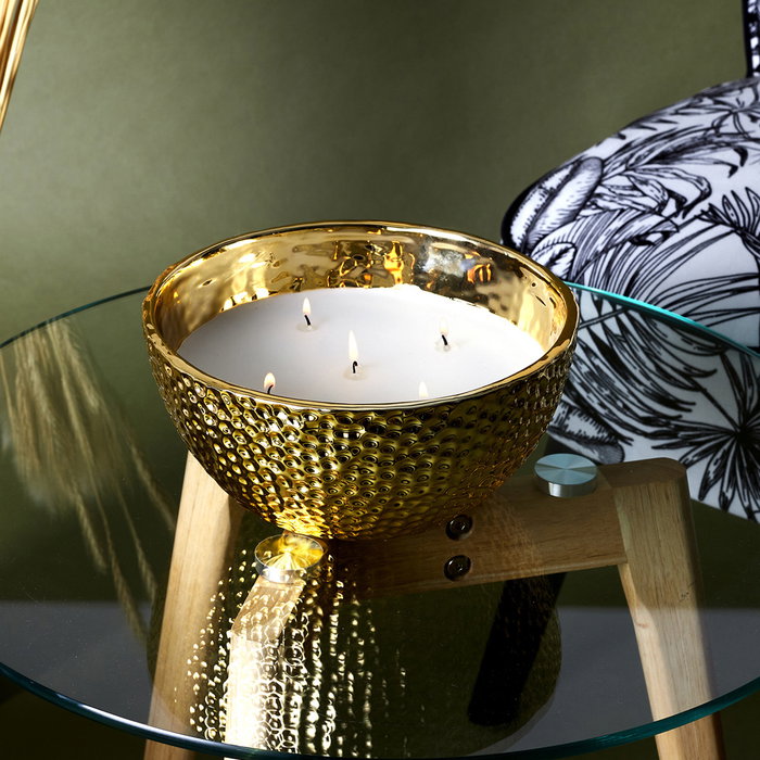 Home Deco Factory Vela Perfumada Bougie 5 Mechas Ámbar Oro Recipiente Martillado 21cm