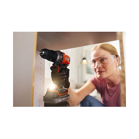 Black & Decker BCD383D1XK-QW Taladro Percutor Atornillador 18V 2Ah Batería, Pistola, Capacidad 13mm, Color Naranja