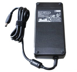 CoreParts Adaptador de corriente de 230W 19.5V 11.8A con conector 7.4*5.0p e incluye cable de alimentación EU