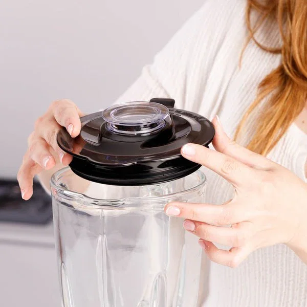 Taurus Optima Vintage 1500MAX Batidora de Vaso 1500W, Jarra de Vidrio 1.8L (1.5L útil), 4 Cuchillas Acero Inoxidable, Pica Hielo, 21500 rpm, 2 Velocidades + Turbo, Color Crema