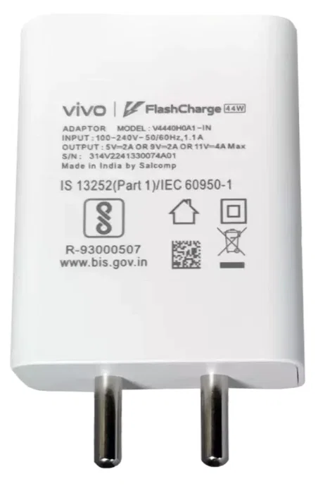 Vivo Cargador de Pared FlashCharger 44W Blanco Vivo Cargador de Pared FlashCharger 44W Blanco