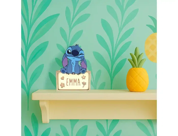 Wondee Lámpara de noche de madera Stitch personalizable Wondee Lámpara de noche de madera Stitch personalizable