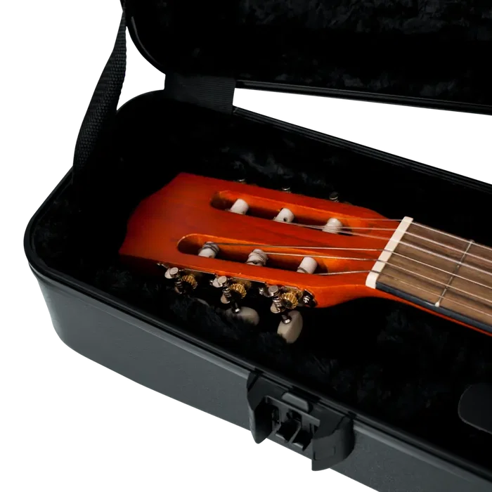 Gator TSA ATA Estuche rígido moldeado para guitarra clásica - Negro Gator TSA ATA Estuche rígido moldeado para guitarra clásica - Negro