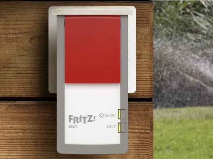 FRITZ! DECT 210 Enchufe Inteligente WiFi IP44 Interior/Exterior 3450W Gris/Rojo/Blanco para Hogar y Jardín