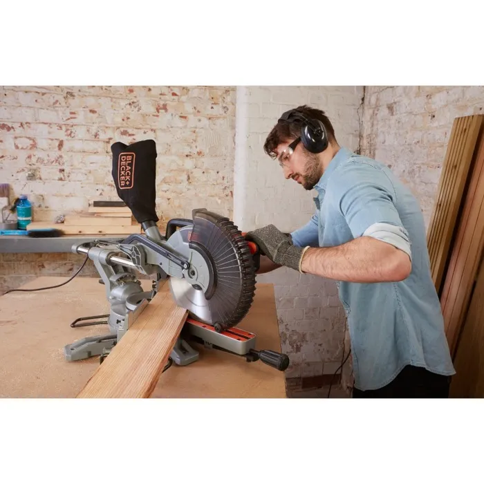 Black & Decker Sierra ingletadora radial BES710-QS de 25,4 cm, 2100 W