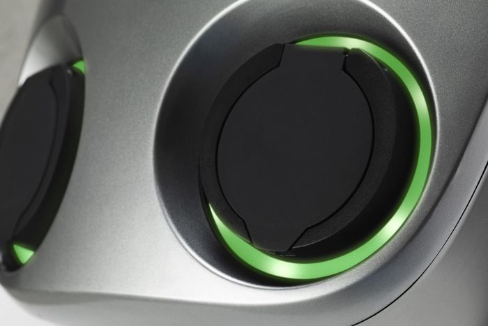 Charge Amps Aura - Estación de Carga para Coches Eléctricos Doble 22kW (2x22 kW), 3Fases, 32A, Tipo 2, con OCPP, WiFi/LAN, RCD-B, Carga Simultánea