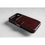 Nomad Modern Leather Folio para iPhone 17 Pro Burgundy Horween
