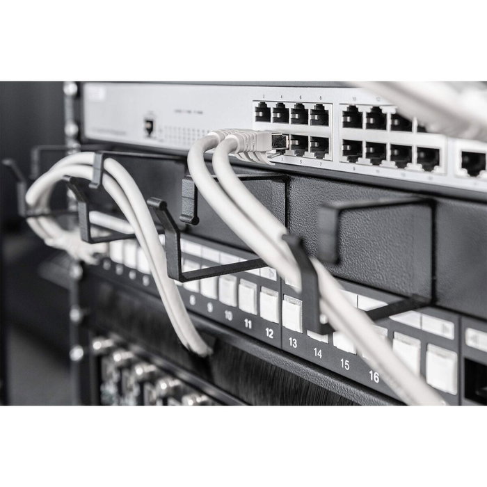 Digitus DN-97602 Panel de gestión de cables 1HE con 5 anillos, Negro