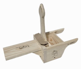 TALOX Máquina para machacar aceitunas de madera 38x14,5cm - Alto 30 cm