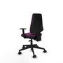 Silla de oficina Elche con mecanismo Asincro tapizada con Similpiel color Morado. Equipada con Base piramidal negra, Brazos 1D y Ruedas 65mm nailon