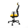 Silla de oficina Jorquera con mecanismo Sincro tapizada con Tela color Amarillo y malla color Gris. Equipada con lumbar 1D, Brazos 1D, Cabecero 2D y Ruedas 65mm nailon