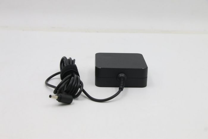 Lenovo Adaptador de corriente 65W UK Plug para notebook