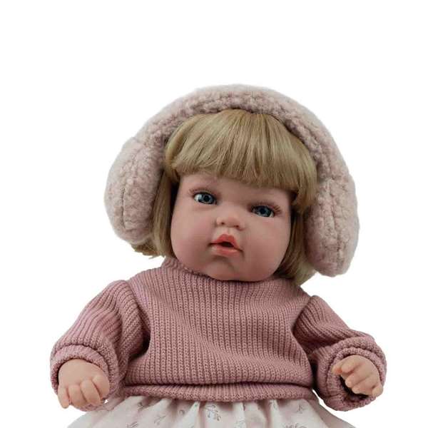 Muñecas Arias Muñeca Elegance 33 cm Sali con Maquillaje, Orejeras y Pelo - Juguete en Español