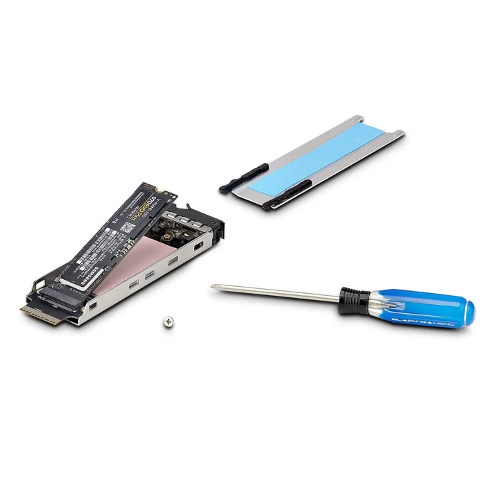 Startech M2-REMOVABLE-PCIE-N1 - Adaptador PCIe x4 a SSD NVMe M.2 con bandeja removible Hot Swap intercambiable en caliente, para SSD 2230/2242/2260/2280, con llaves de seguridad