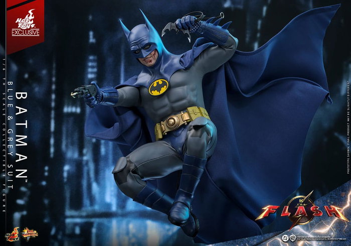The Flash Figura Movie Masterpiece 1/6 Batman (Blue & Grey Suit) Limited Edition Hot Toys Exclusive 30 cm