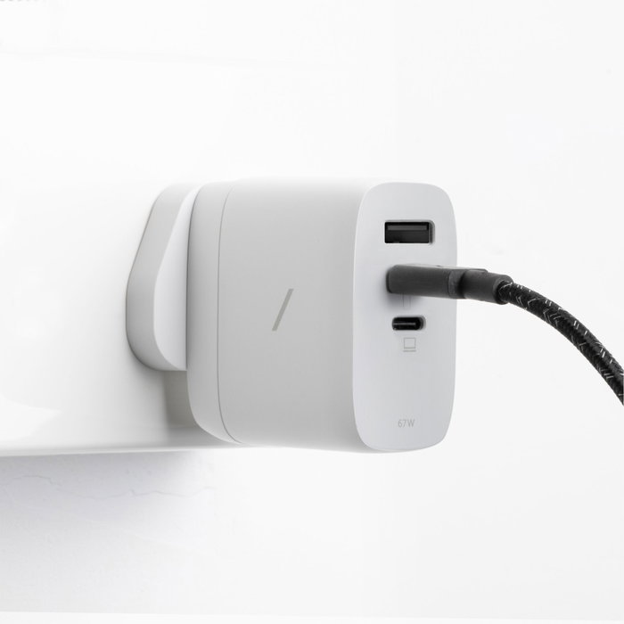 Native Union 67W USB-C PD 3-Port Fast GaN Wall Charger Blanco
