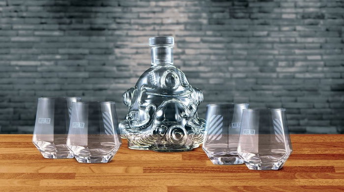 Fallout Licorera con 4 Vasos T-51