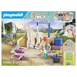 Playmobil 71354 Set de Juego Caballos de la Cascada con Isabella y León y Lavadero - 13 Piezas - Juguete de Aventura para Niños de 5 a 12 Años