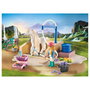 Playmobil 71354 Set de Juego Caballos de la Cascada con Isabella y León y Lavadero - 13 Piezas - Juguete de Aventura para Niños de 5 a 12 Años