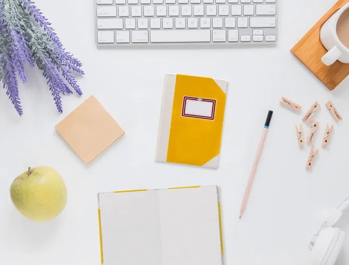 Fernandes Libro Cartone Cosido Din A6+ Liso 50 Hojas 100 Gr Amarillo Fernandes Libro Cartone Cosido Din A6+ Liso 50 Hojas 100 Gr Amarillo