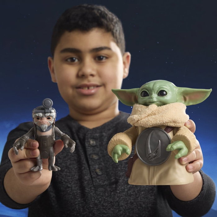 Hasbro Star Wars: The Mandalorian & Grogu Figura Electrónica Grogu Abrazador & Anzellano 17 cm