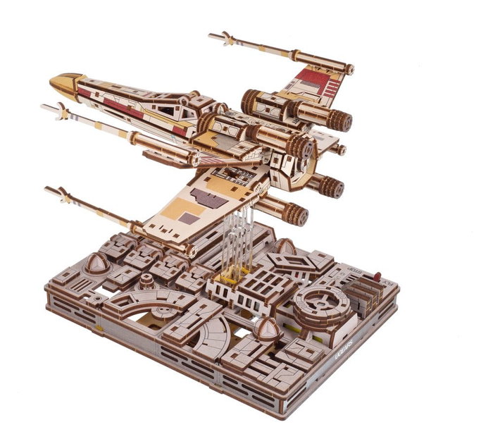 Ugears Star Wars Maqueta de madera Luke Skywalker's X-Wing Starfighter