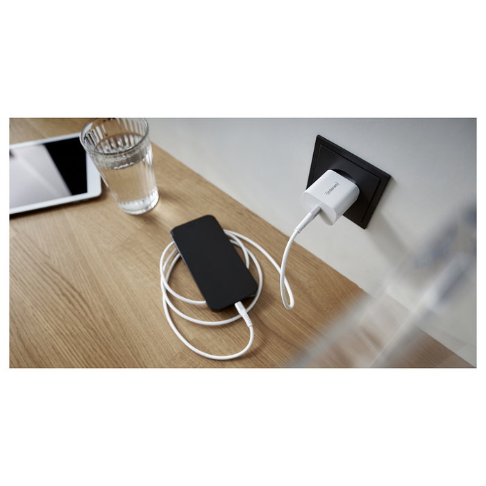 Intenso Power Adapter W20C Blanco 1x USB-C 20W Intenso Power Adapter W20C Blanco 1x USB-C 20W
