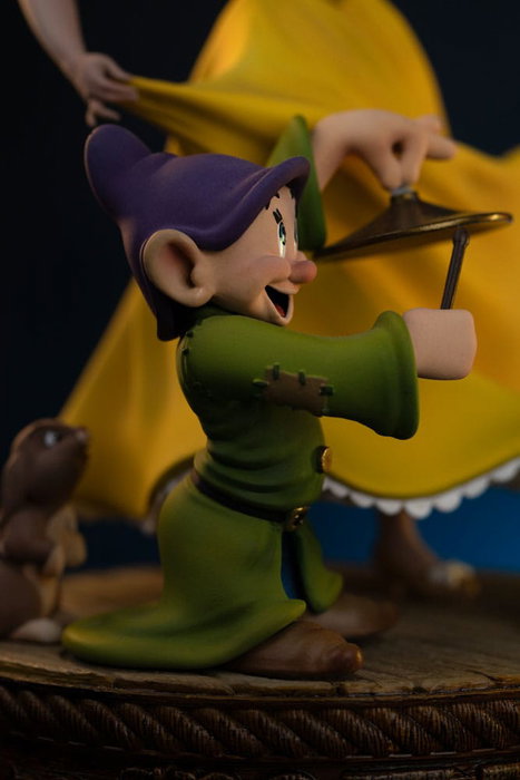 Iron Studios Estatua Blancanieves y Gruñón Deluxe Edition 1/10 Iron Studios Estatua Blancanieves y Gruñón Deluxe Edition 1/10