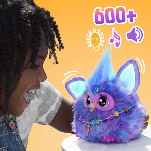 Furby color violeta con reconocimiento de voz y 5 modos de juego, orejas que cambian de color y reproduce musica personalizada en modo de baile 12,7x22,9x22,9 cm