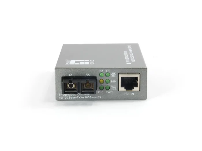 Level One FVT-0104TXFC Convertidor de Medios 10/100TX a 100FX-SC con PoE (20km)