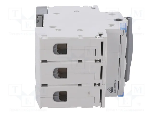 Legrand FR300 Interruptor de aislamiento 3P 32A 400VAC